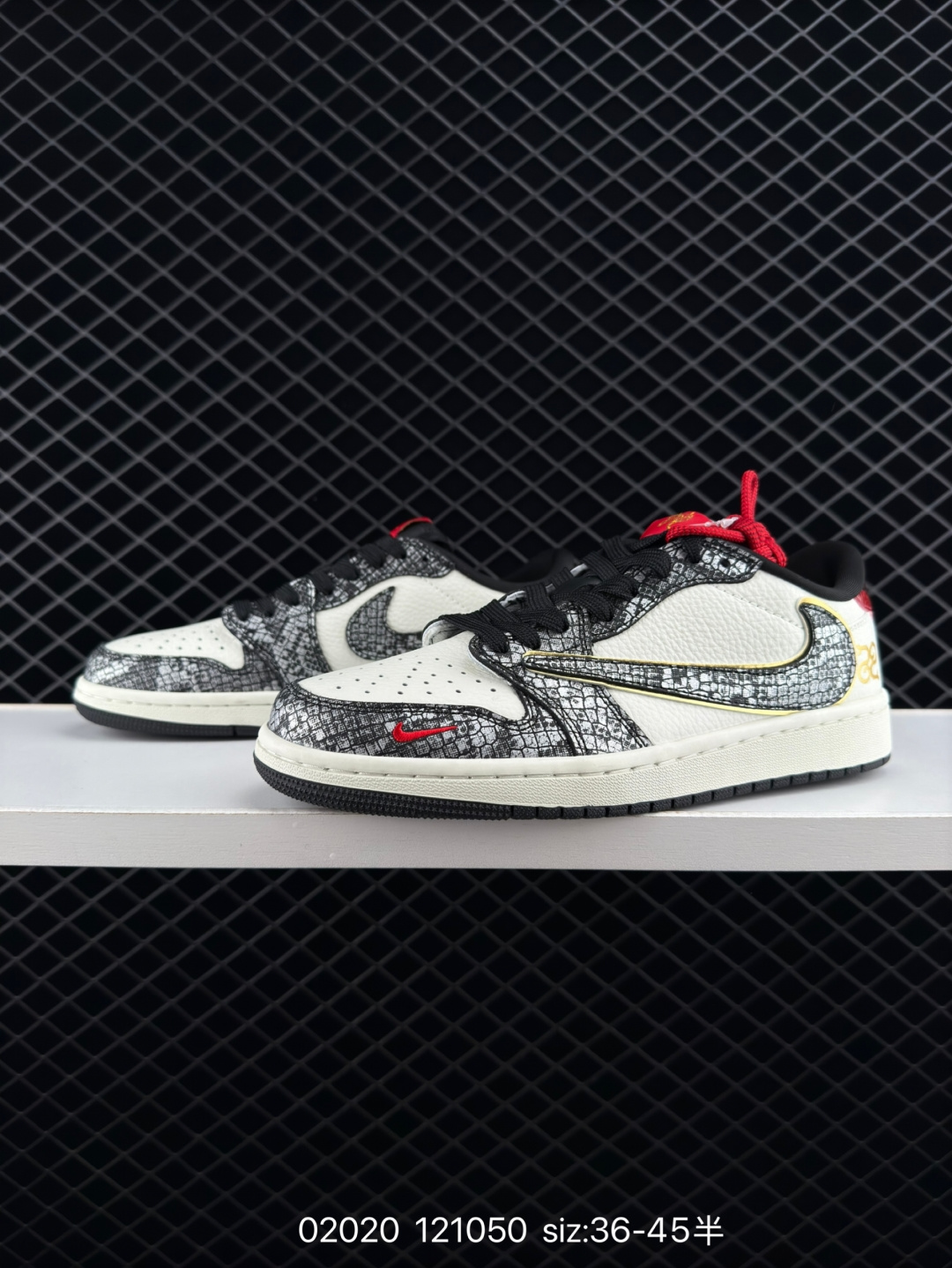 Travis Scott x Nike Air Jordan 1 Low x DIOR